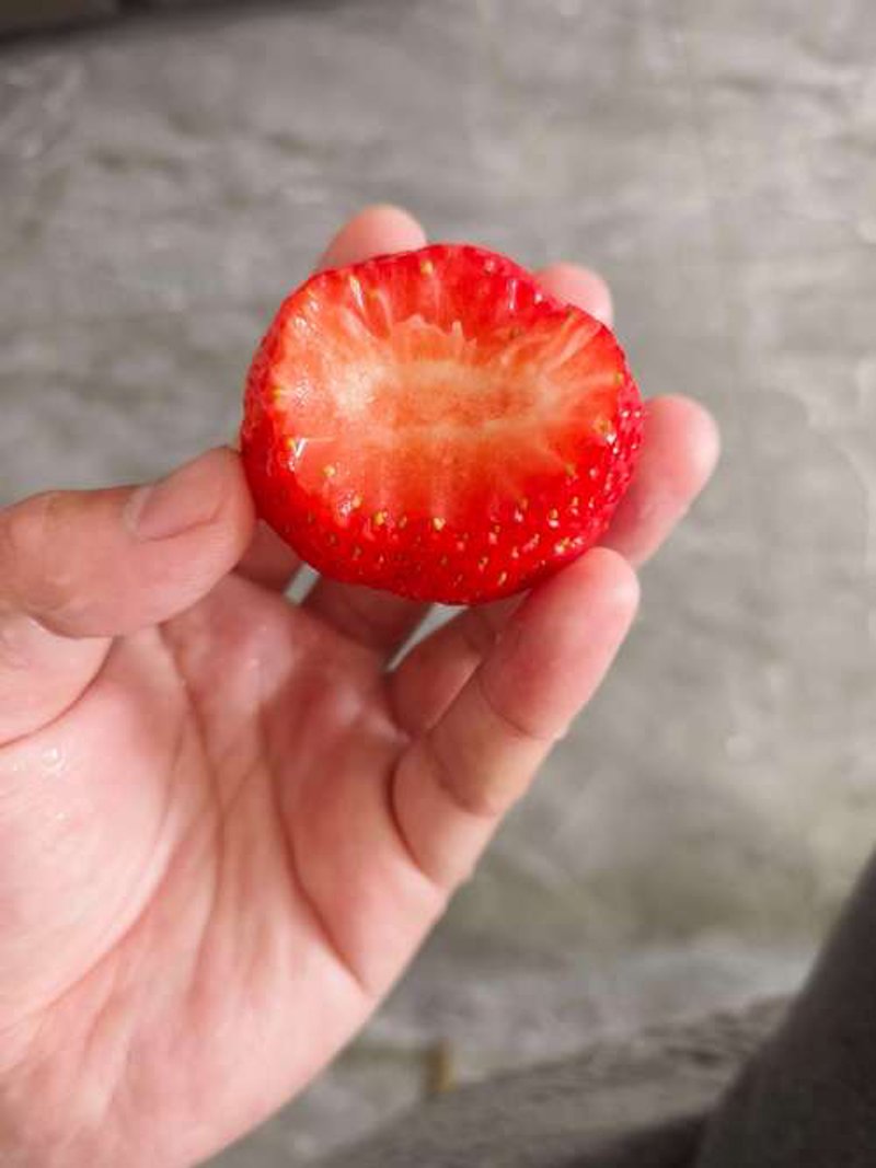 牛奶草莓：营养配搭新典范